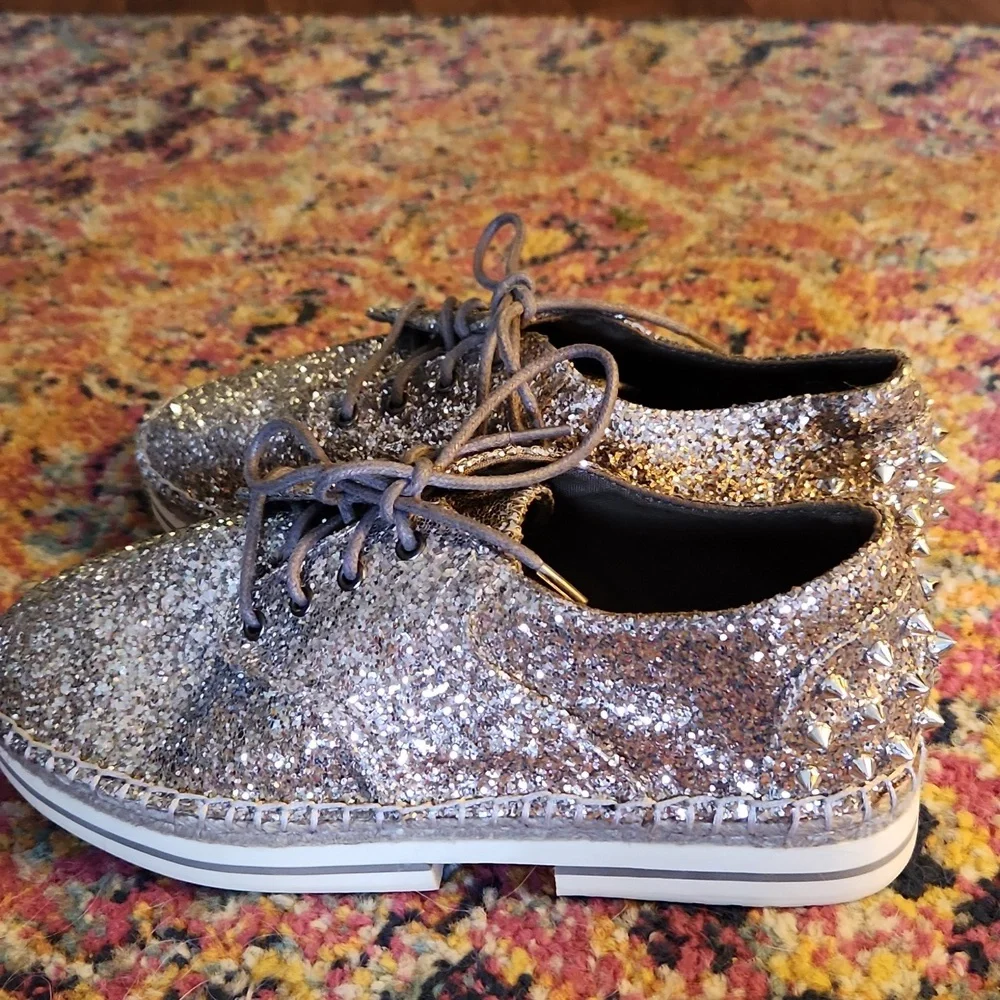 Joy & Mario Women’s silver Shiny loafers Casual Espadrilles size 39